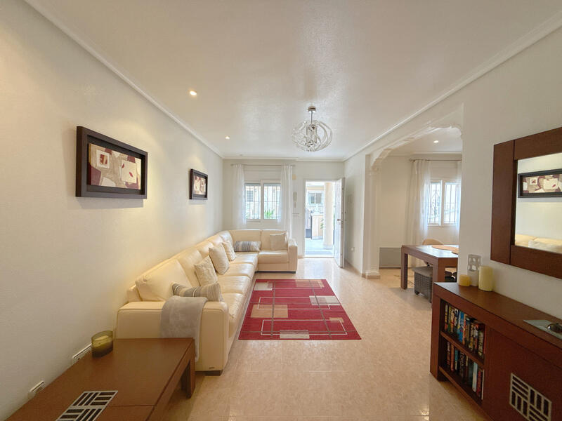 2 bedroom Townhouse for sale 2 bedroom Townhouse for sale