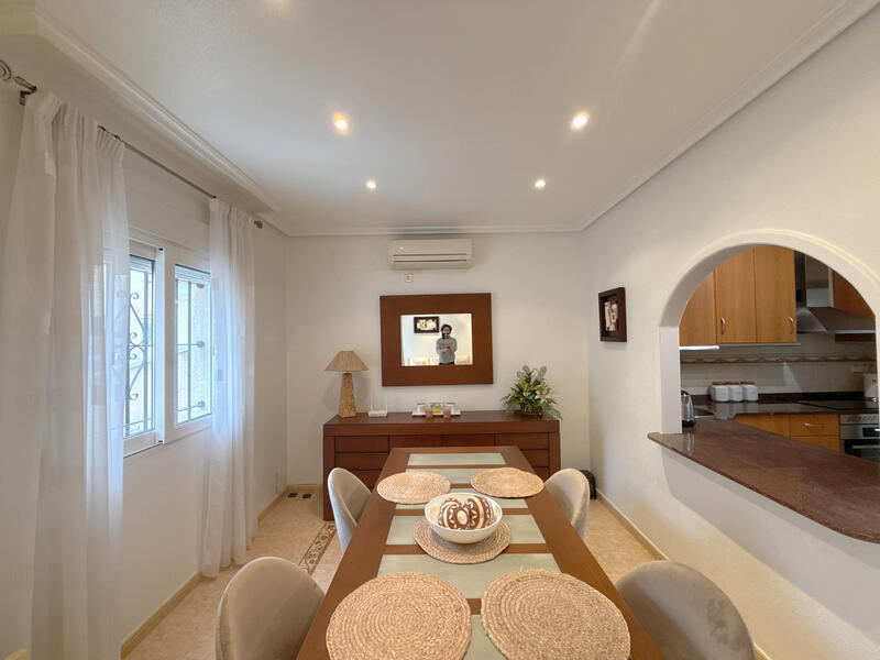 2 bedroom Townhouse for sale 2 bedroom Townhouse for sale