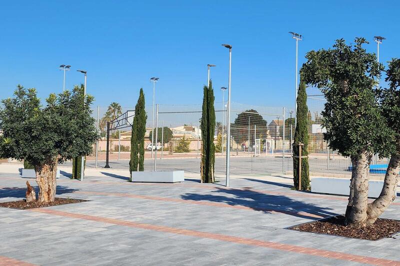 2 bedroom Townhouse for sale