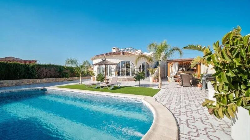 Villa for sale in Ciudad Quesada, Alicante