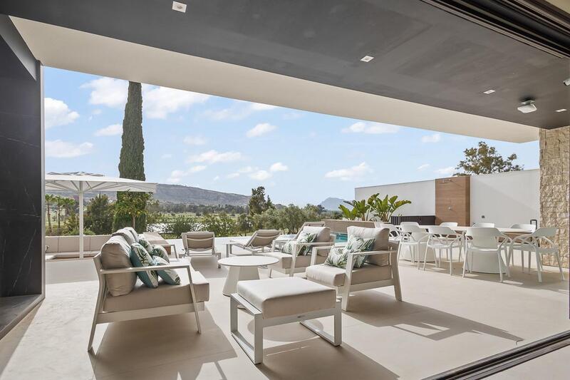 5 bedroom Villa for sale