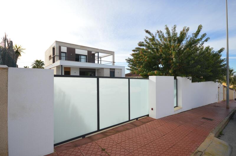 3 bedroom Villa for sale