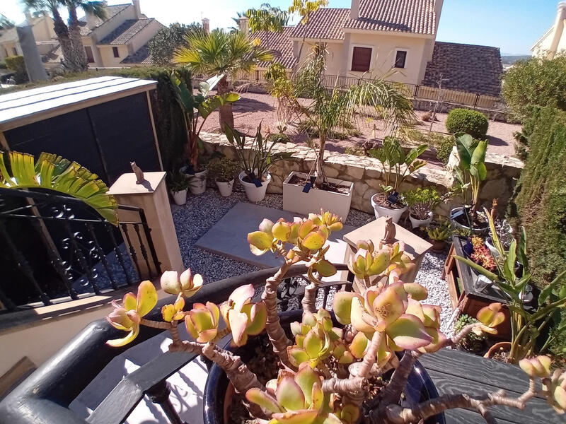 2 bedroom Townhouse for sale