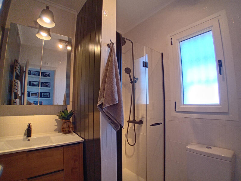 2 bedroom Townhouse for sale