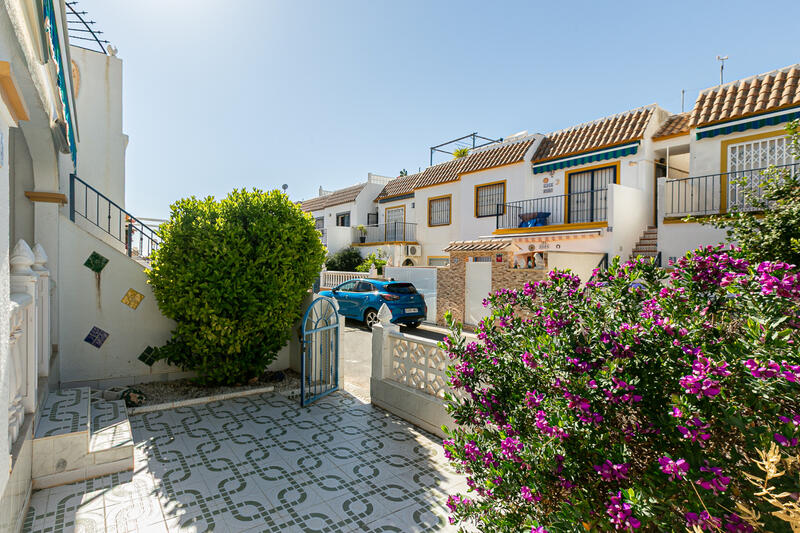 2 bedroom Villa for sale