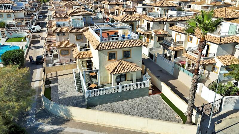 4 chambre Villa à vendre 4 chambre Villa à vendre