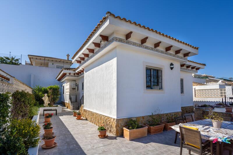 Villa till salu i Bigastro, Alicante