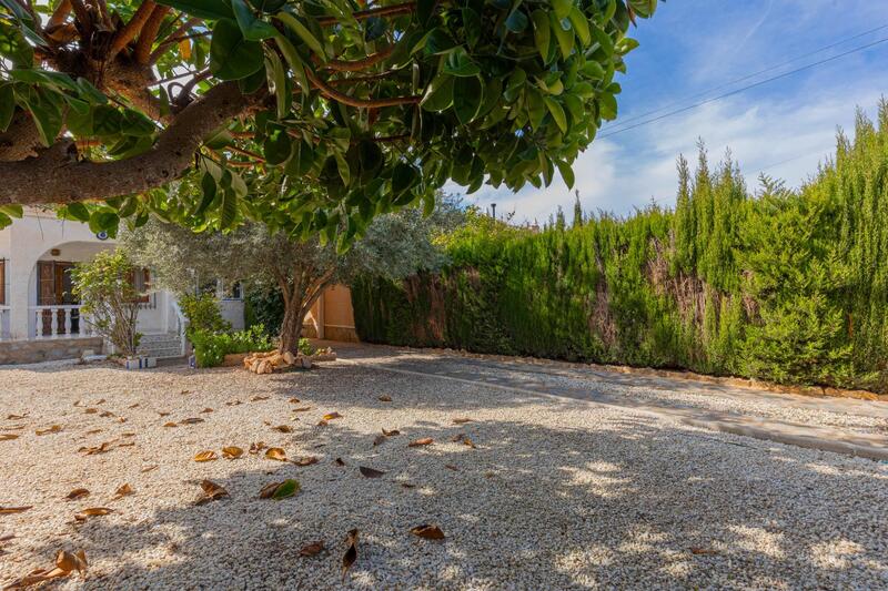 3 Schlafzimmer Villa zu verkaufen 3 Schlafzimmer Villa zu verkaufen