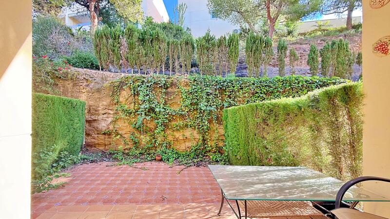 2 bedroom Townhouse for sale 2 bedroom Townhouse for sale