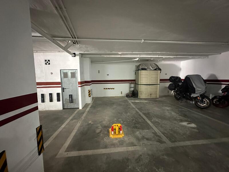 1 slaapkamer Appartement Te koop 1 slaapkamer Appartement Te koop