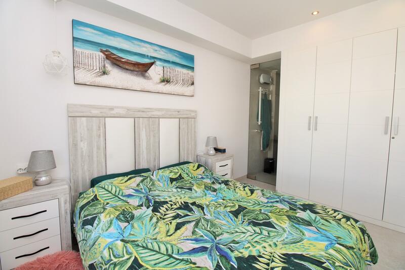 2 Cuarto Adosado en venta