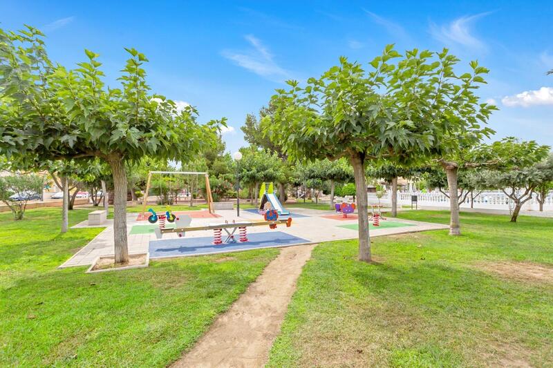 3 Schlafzimmer Stadthaus zu verkaufen 3 Schlafzimmer Stadthaus zu verkaufen