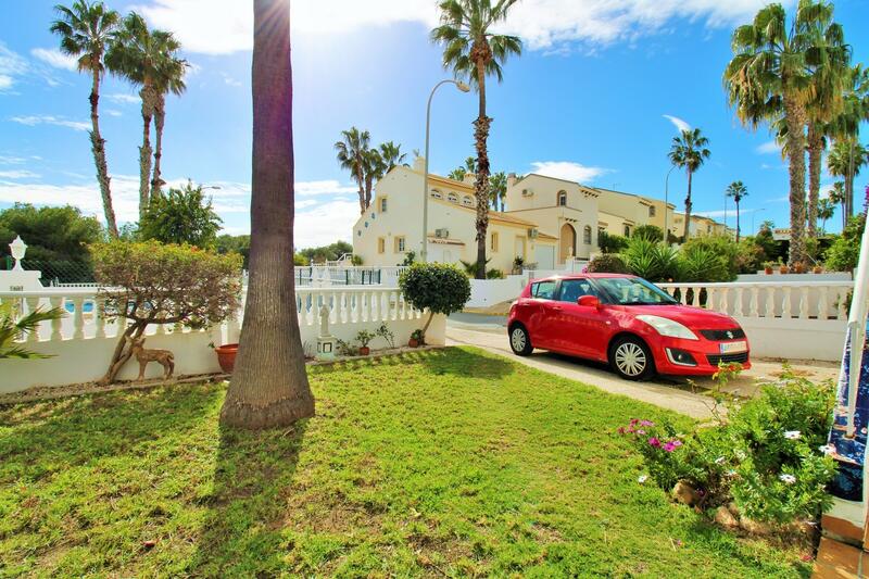 4 soveværelse Byhus til salg