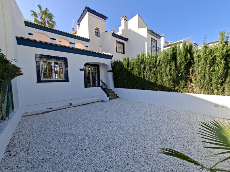 2 bedroom Villa for sale 2 bedroom Villa for sale