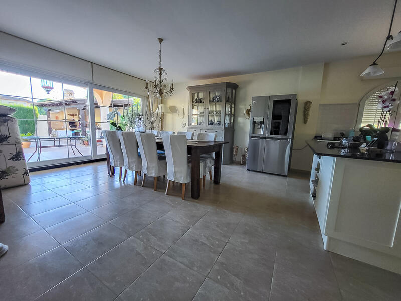 3 bedroom Villa for sale 3 bedroom Villa for sale