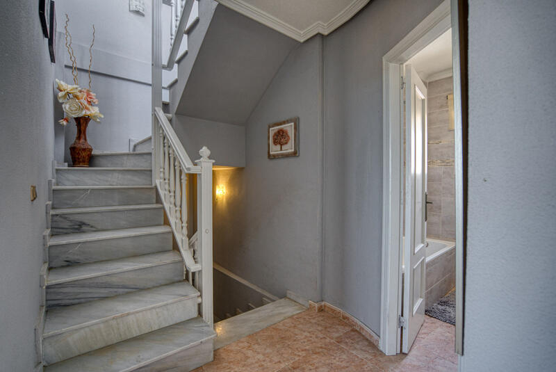 4 bedroom Villa for sale 4 bedroom Villa for sale