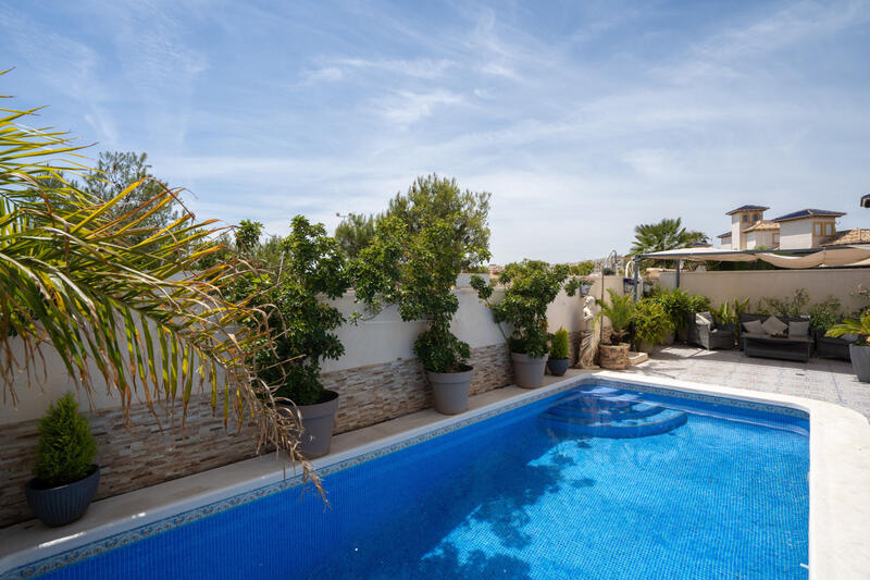 4 bedroom Villa for sale 4 bedroom Villa for sale