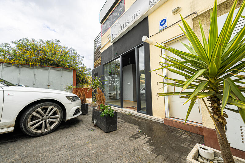 1 soveværelse Erhvervsejendom til salg 1 soveværelse Erhvervsejendom til salg