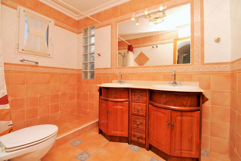 3 soveværelse Byhus til salg