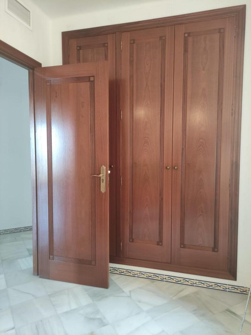 3 bedroom Apartment for sale 3 bedroom Apartment for sale