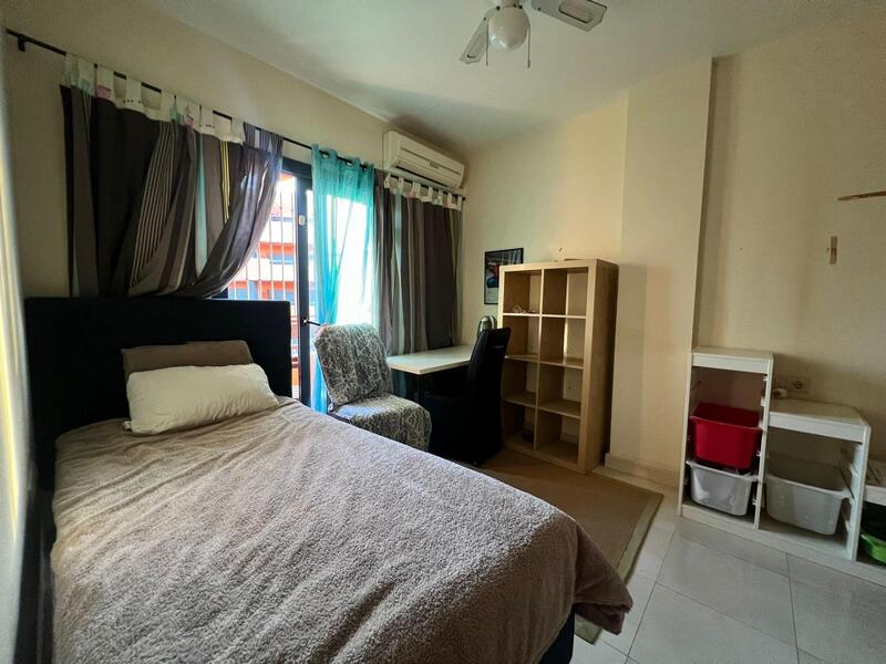 3 slaapkamer Gezinswoning Te koop