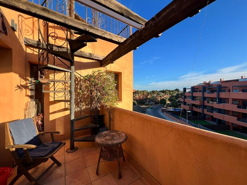 3 slaapkamer Gezinswoning Te koop