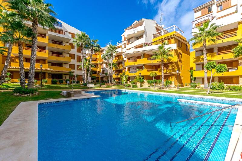 Apartamento en venta en Torrevieja, Alicante
