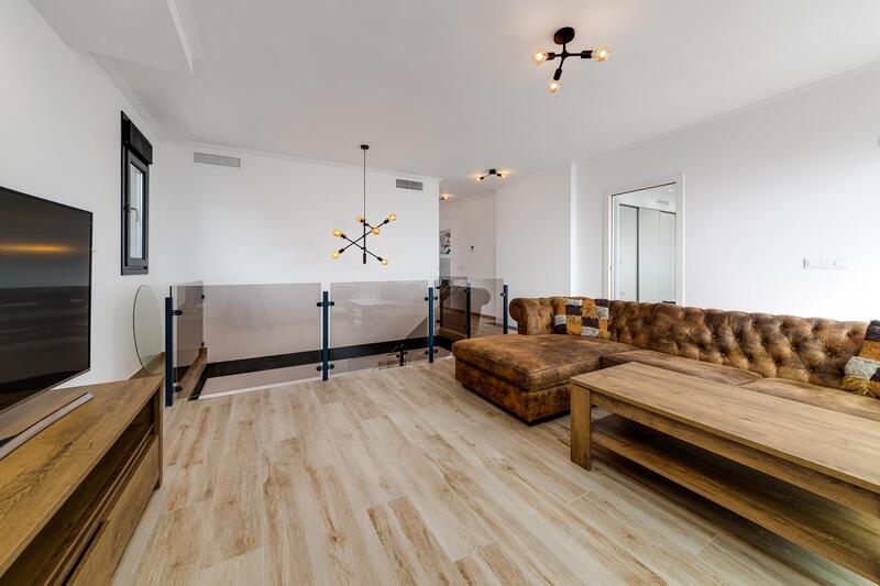 4 Cuarto Villa en venta