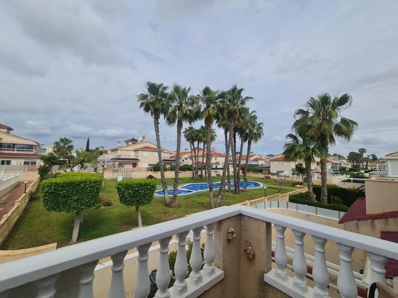 2 sovrum Villa till salu