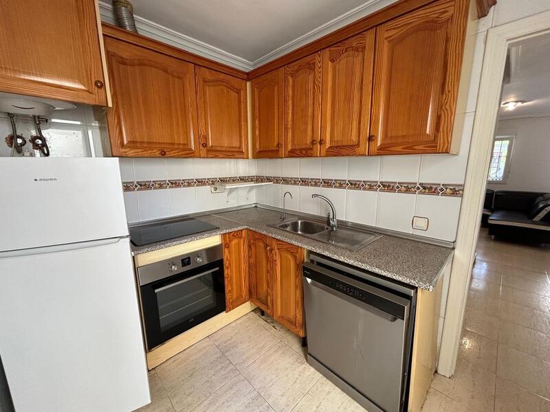 2 bedroom Townhouse for sale