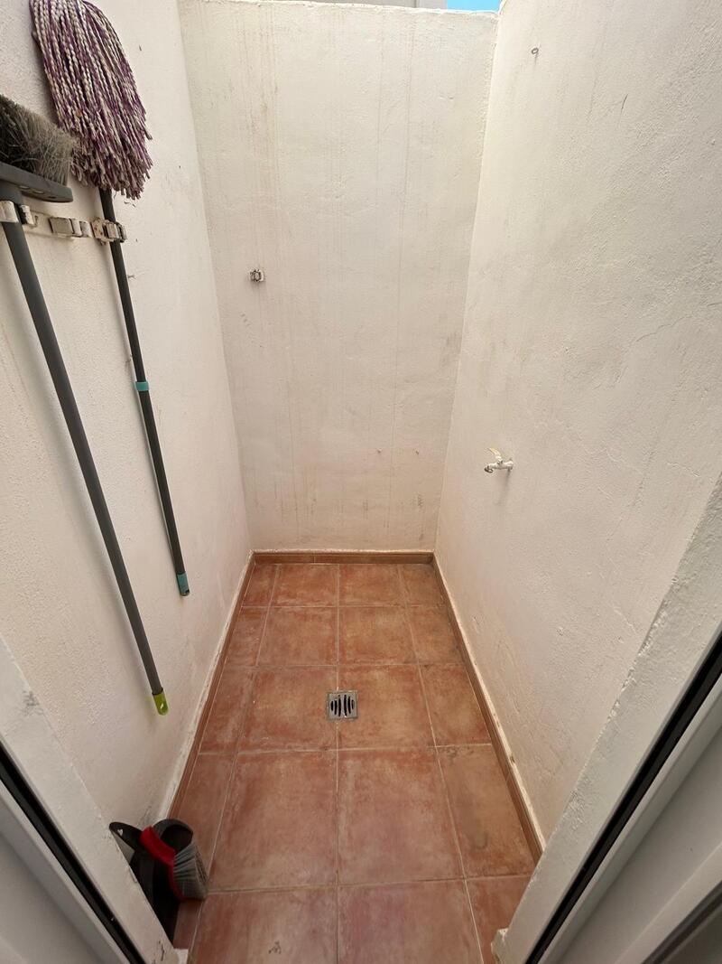 2 bedroom Townhouse for sale