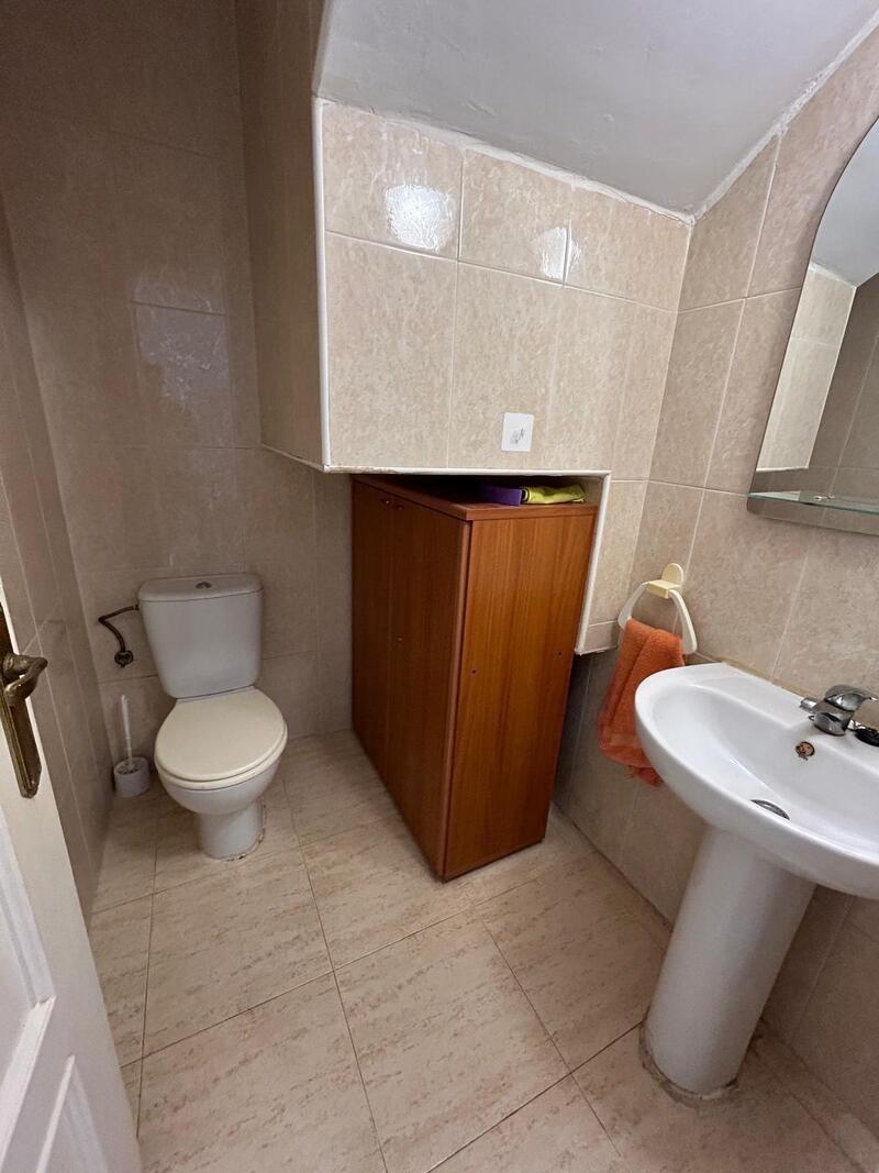 2 bedroom Townhouse for sale