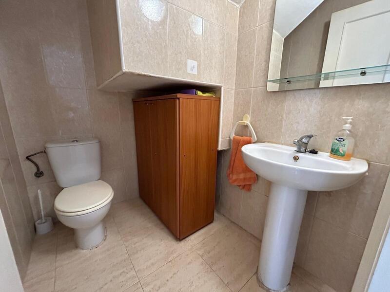 2 bedroom Townhouse for sale