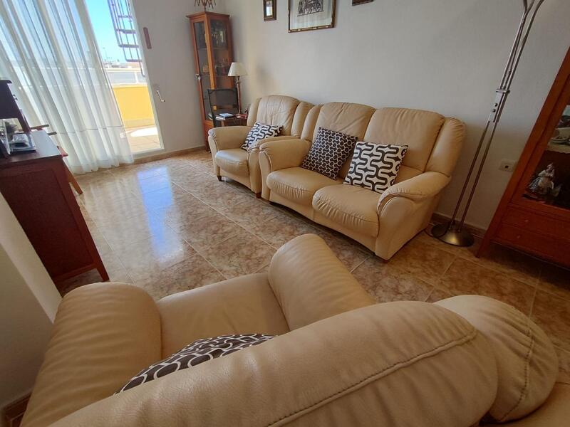3 bedroom Apartment for sale