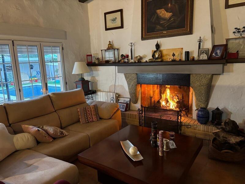 4 Schlafzimmer Villa zu verkaufen 4 Schlafzimmer Villa zu verkaufen