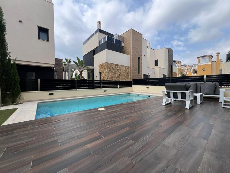 3 bedroom Villa for sale 3 bedroom Villa for sale