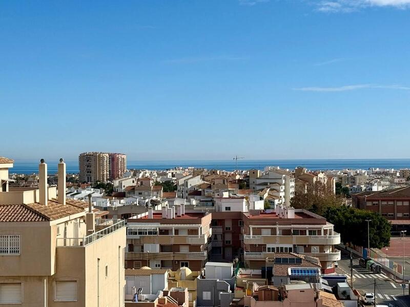 Apartamento en venta en Torrevieja, Alicante Apartamento en venta en Torrevieja, Alicante