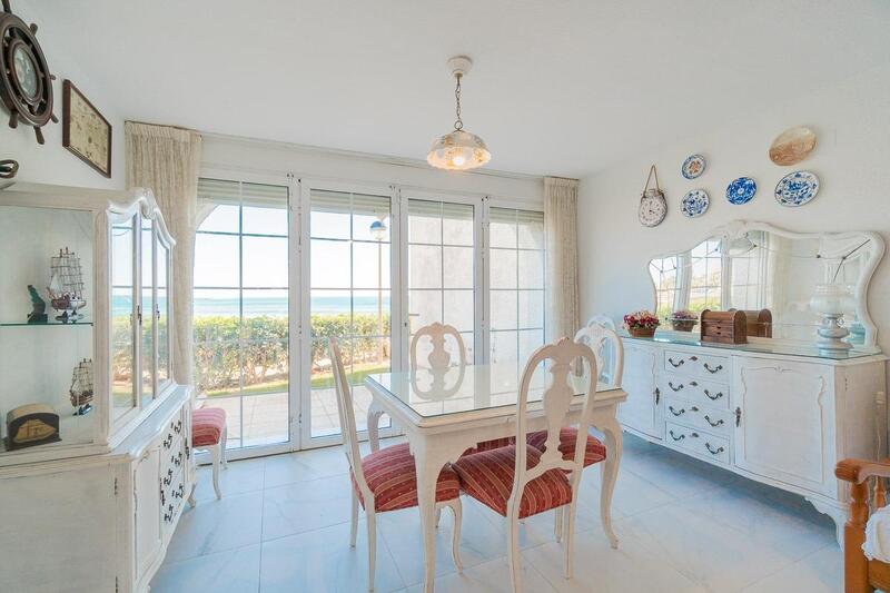 2 slaapkamer Villa Te koop 2 slaapkamer Villa Te koop