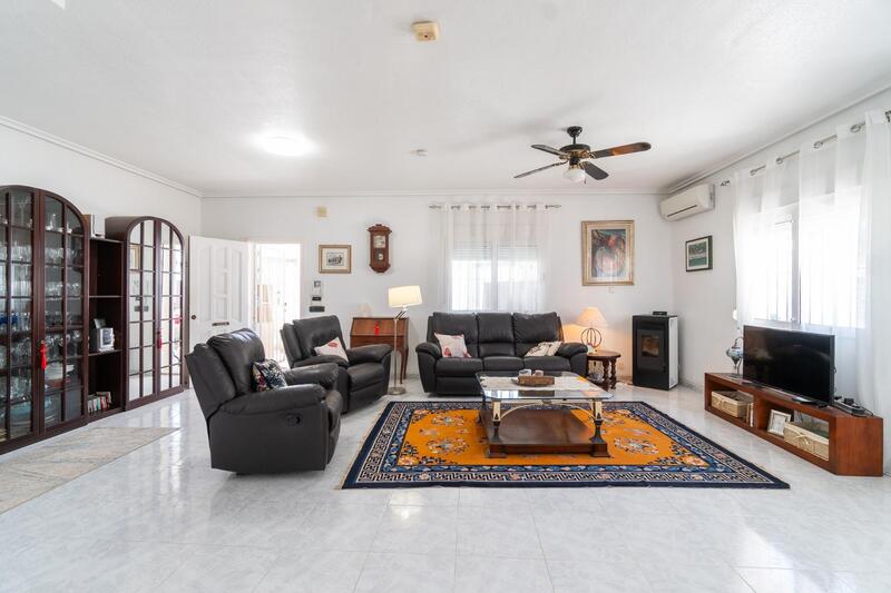 3 bedroom Villa for sale