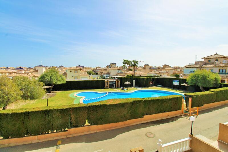 2 bedroom Apartment for sale