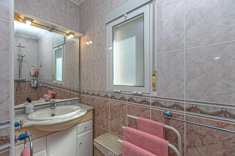 4 sovrum Radhus till salu 4 sovrum Radhus till salu