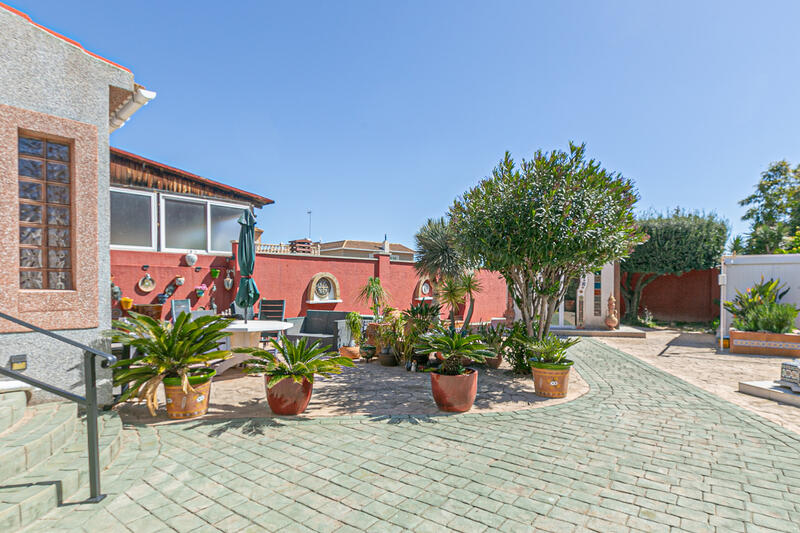 4 sovrum Radhus till salu 4 sovrum Radhus till salu