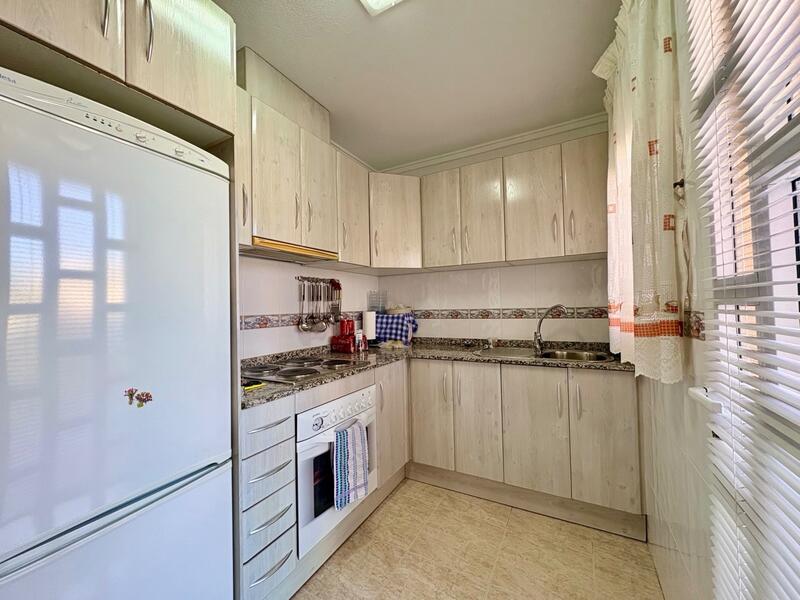 2 Cuarto Adosado en venta