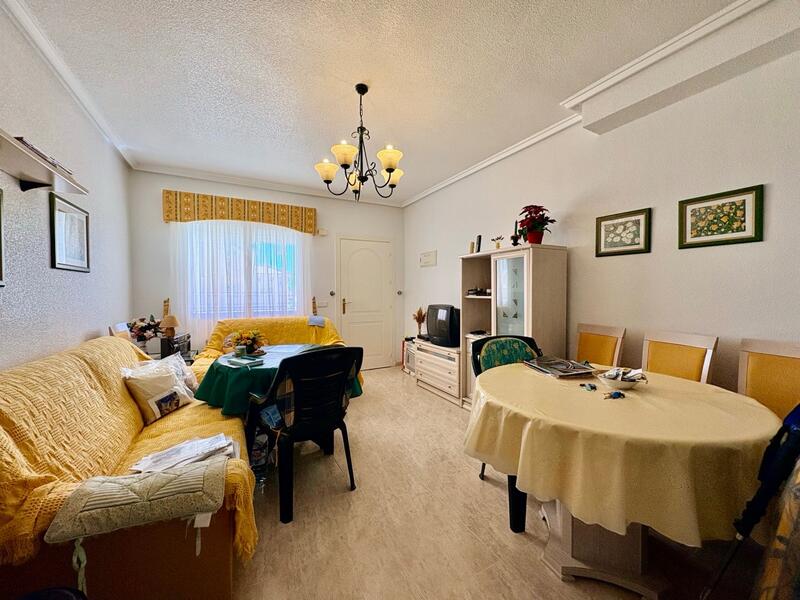 2 Cuarto Adosado en venta