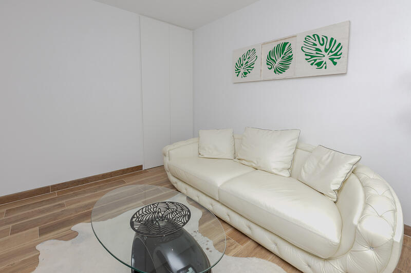 2 Cuarto Villa en venta