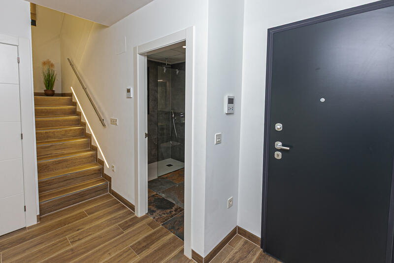 2 Cuarto Villa en venta