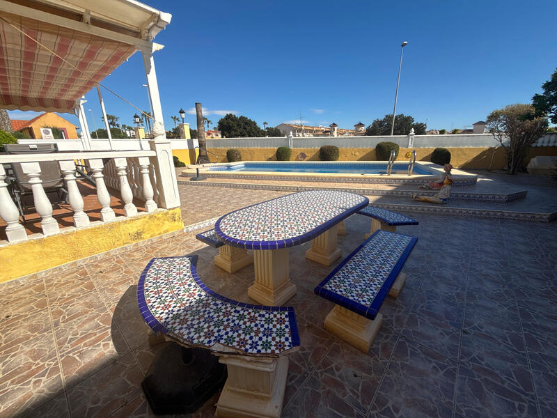 3 bedroom Villa for sale