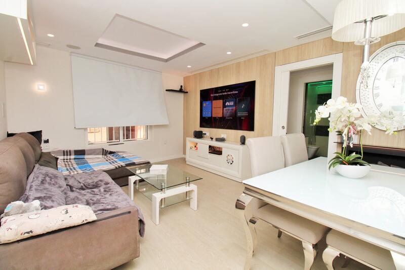 Apartamento en venta en Torrevieja, Alicante