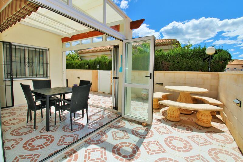 3 bedroom Townhouse for sale