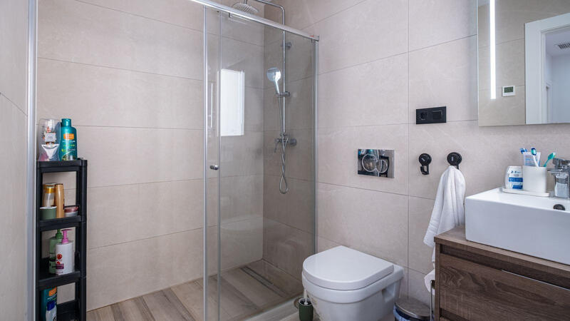 4 Cuarto Villa en venta